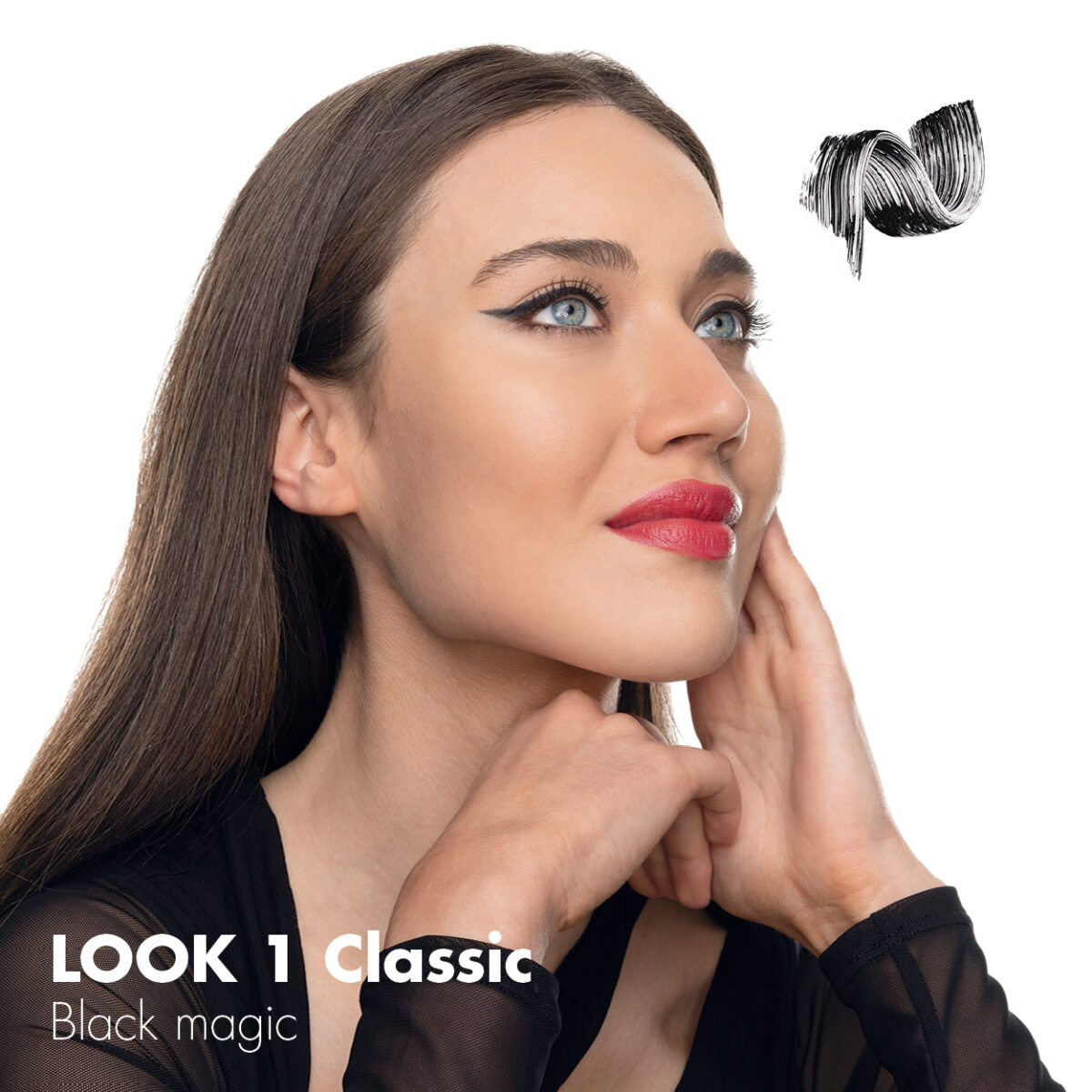 Black mascara brings the drama, so classic. 
