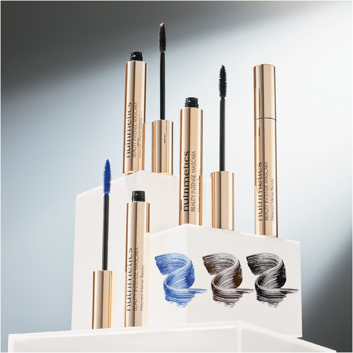 How to find the dream mascara colour for you 